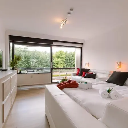 Daire Huswell - Modern With Balcony Near The